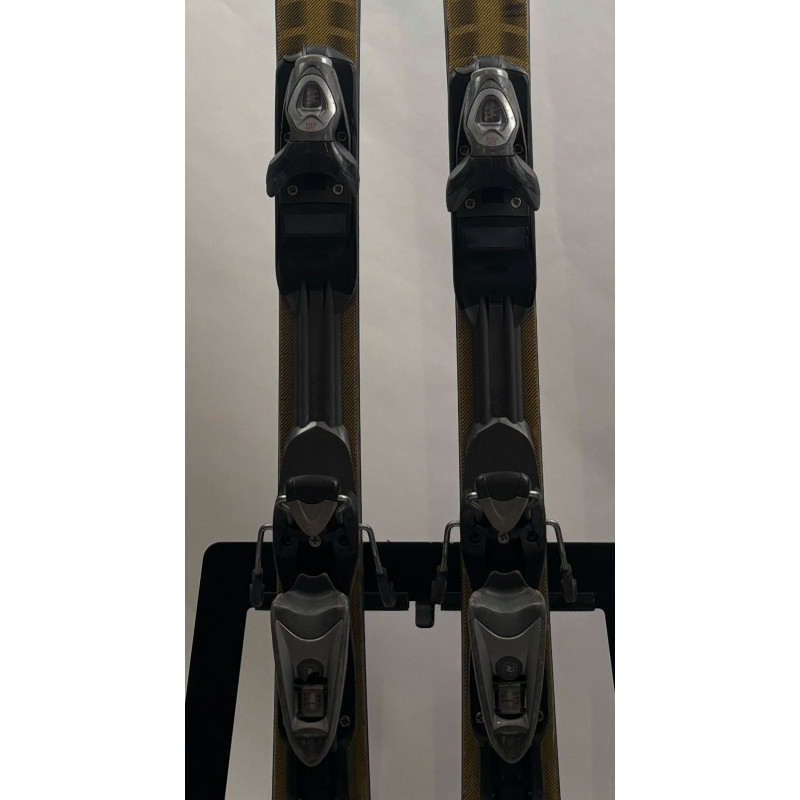 Golden 9S racing
