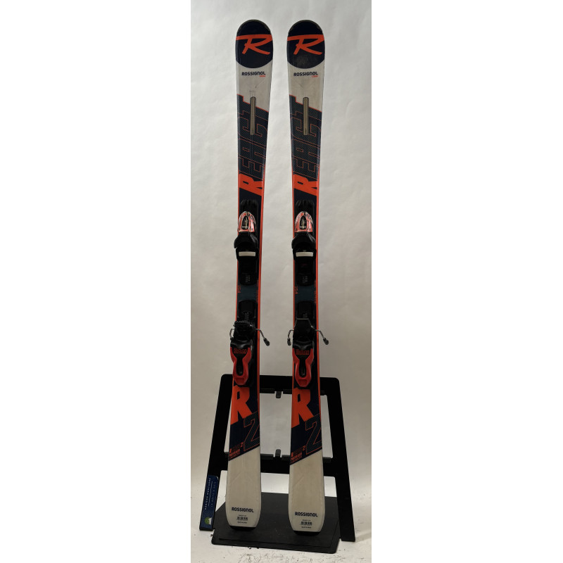 React 2 Premium Carbon