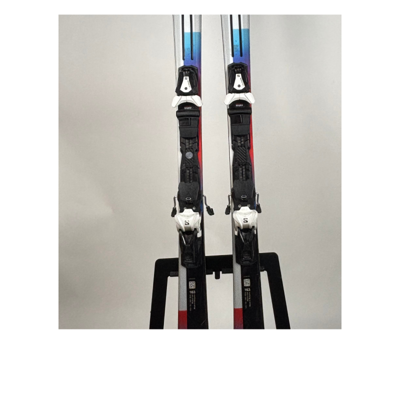 Salomon E Addikt Junior – Ski piste précis et stable | Horizon Montagne - La Boîte à Ski