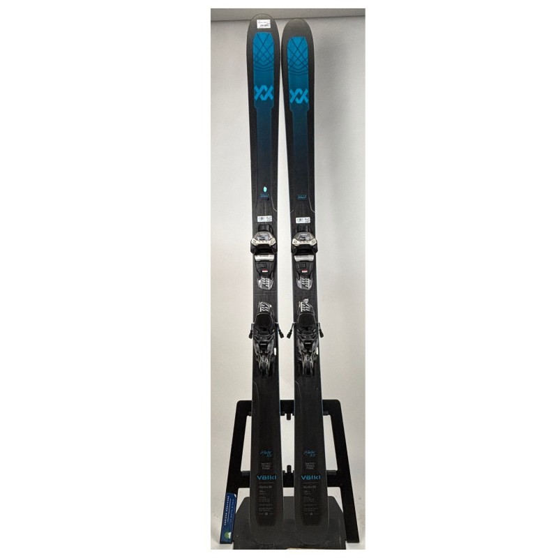 Volkl Mantra 88 + Griffon 13 TCX D – Ski all mountain expert | Horizon Montagne – La Boîte à Skis.