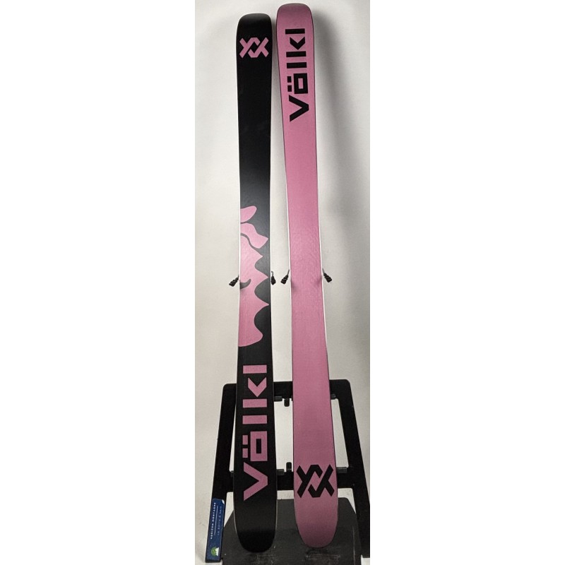 Volkl Revolt 96 + Squire 11 TCX – Ski all mountain freestyle | Horizon Montagne – La Boîte à Skis