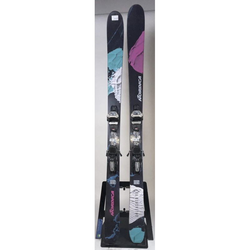Skis Unleashed 98 + Griffon 13 D Tecnica – Polyvalence expert | Horizon Montagne - laboiteaskis.fr