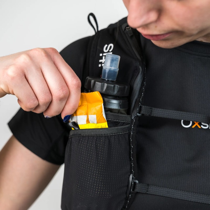 Le sac d’hydratation Spectre 12 est conçu pour les sportifs et les passionnés d’activités outdoor qui recherchent un équipement