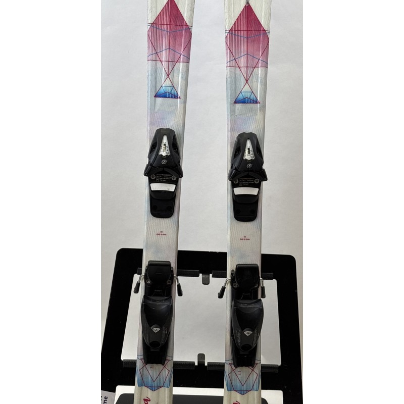 Chica + Vmot – Ski piste facile et tolérant