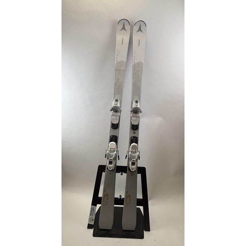 Cloud C8 + M10 – Ski piste maniable et confortable