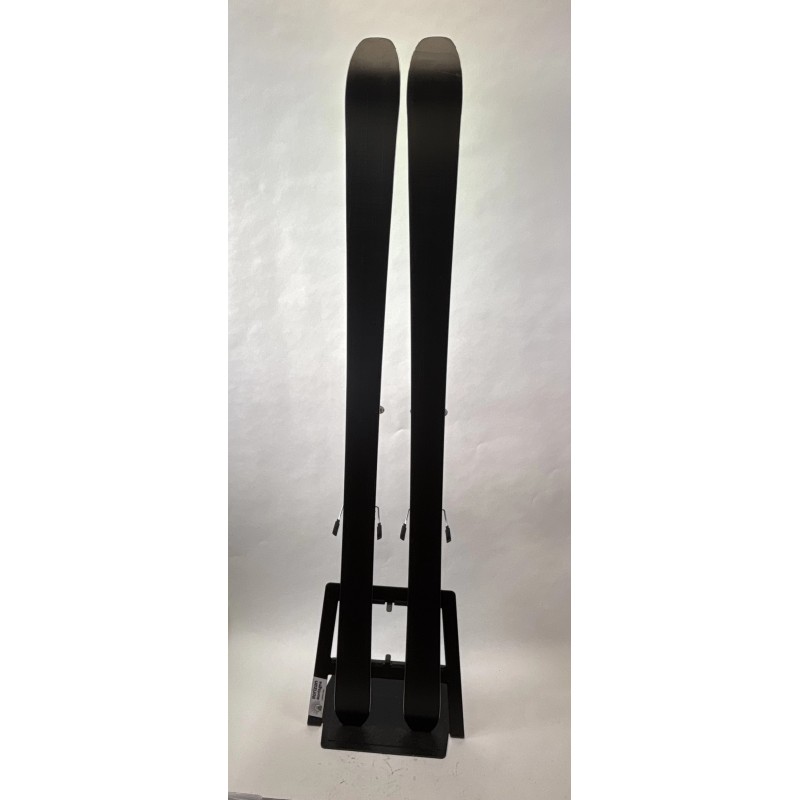 Rise 84 + Radical + Peaux | ski Piste adulte d'occasion